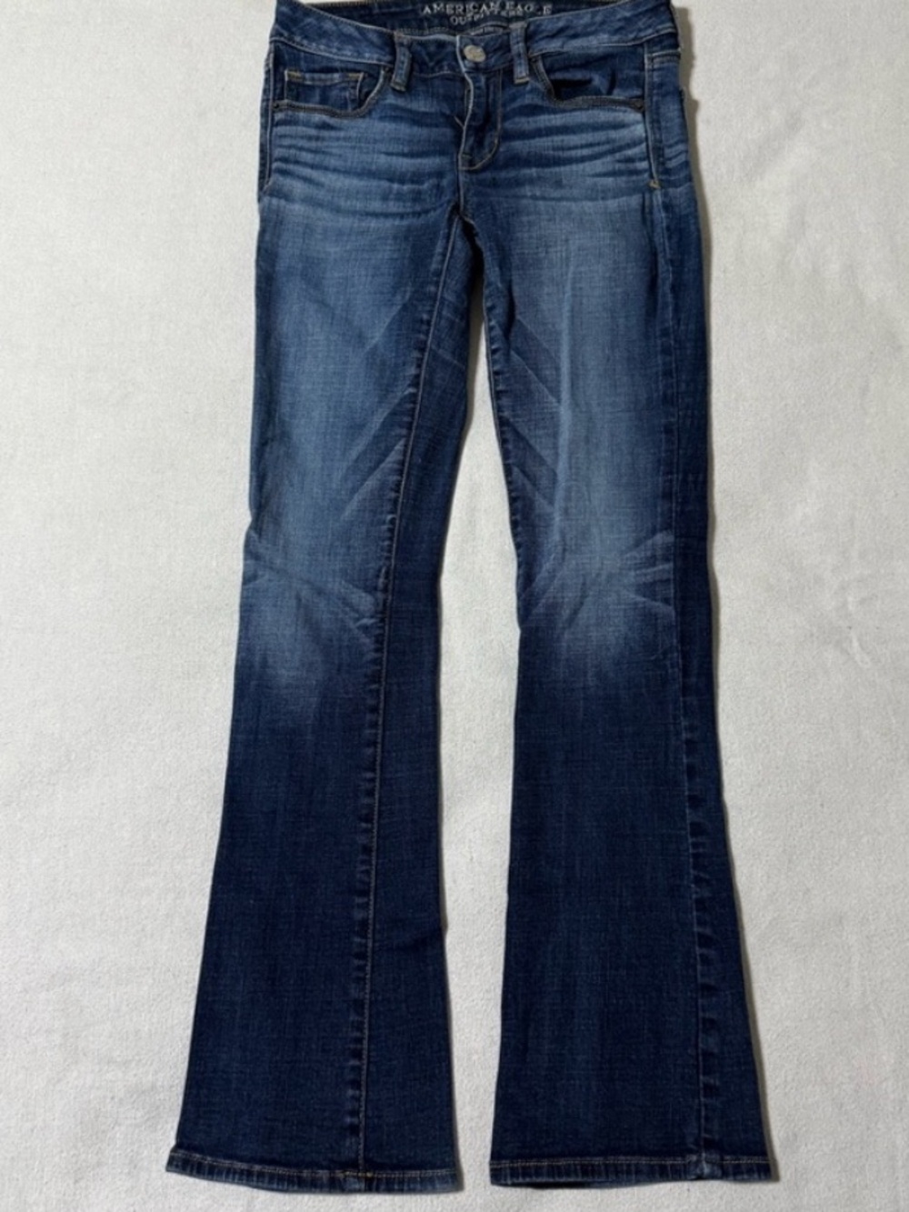 American Eagle Outfitters Skinny kick Jeans - Dark Blue Wash size 2 short